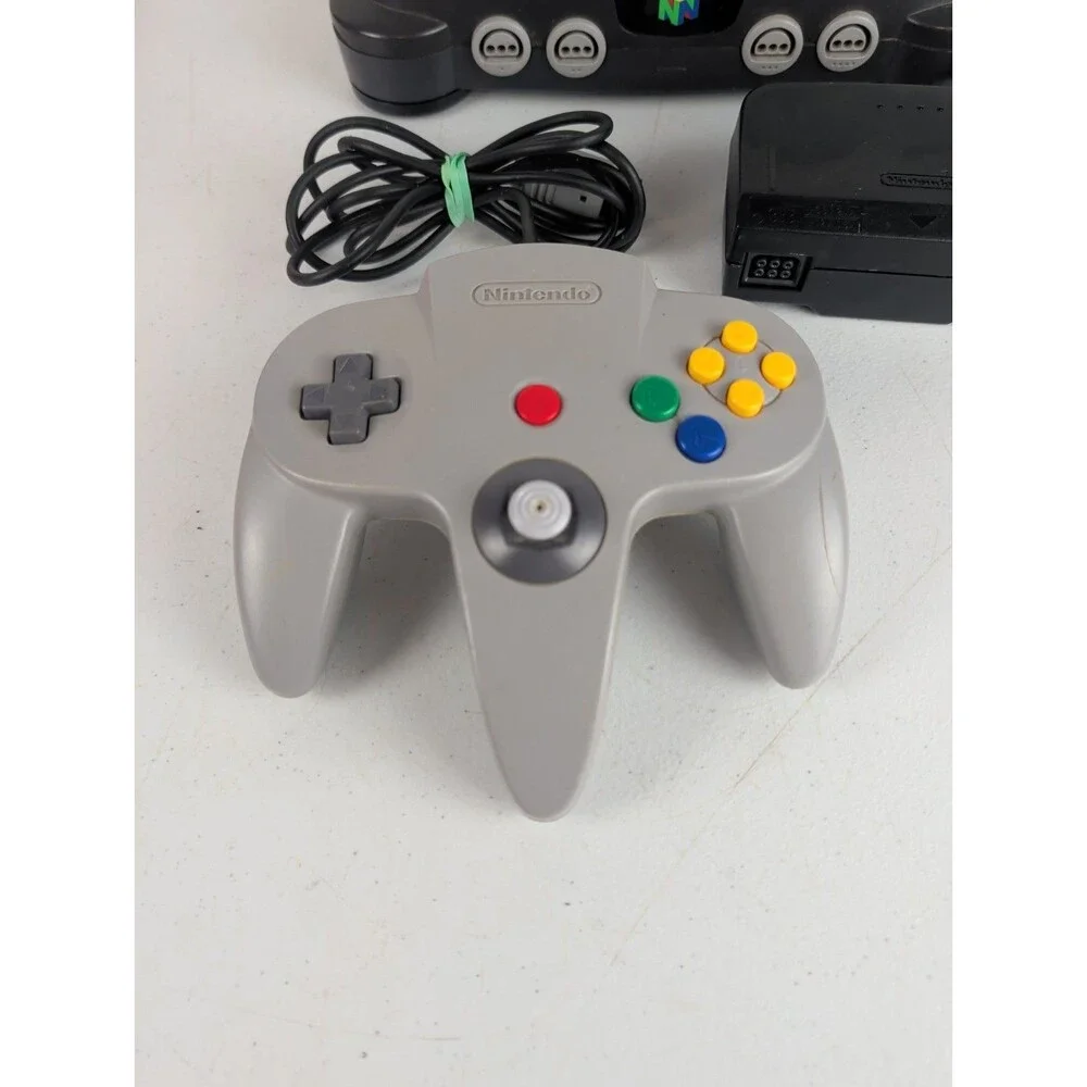 Nintendo 64 home video game console bundle. untested Powers On Read
